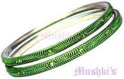 Lac Bangle - click here for large view